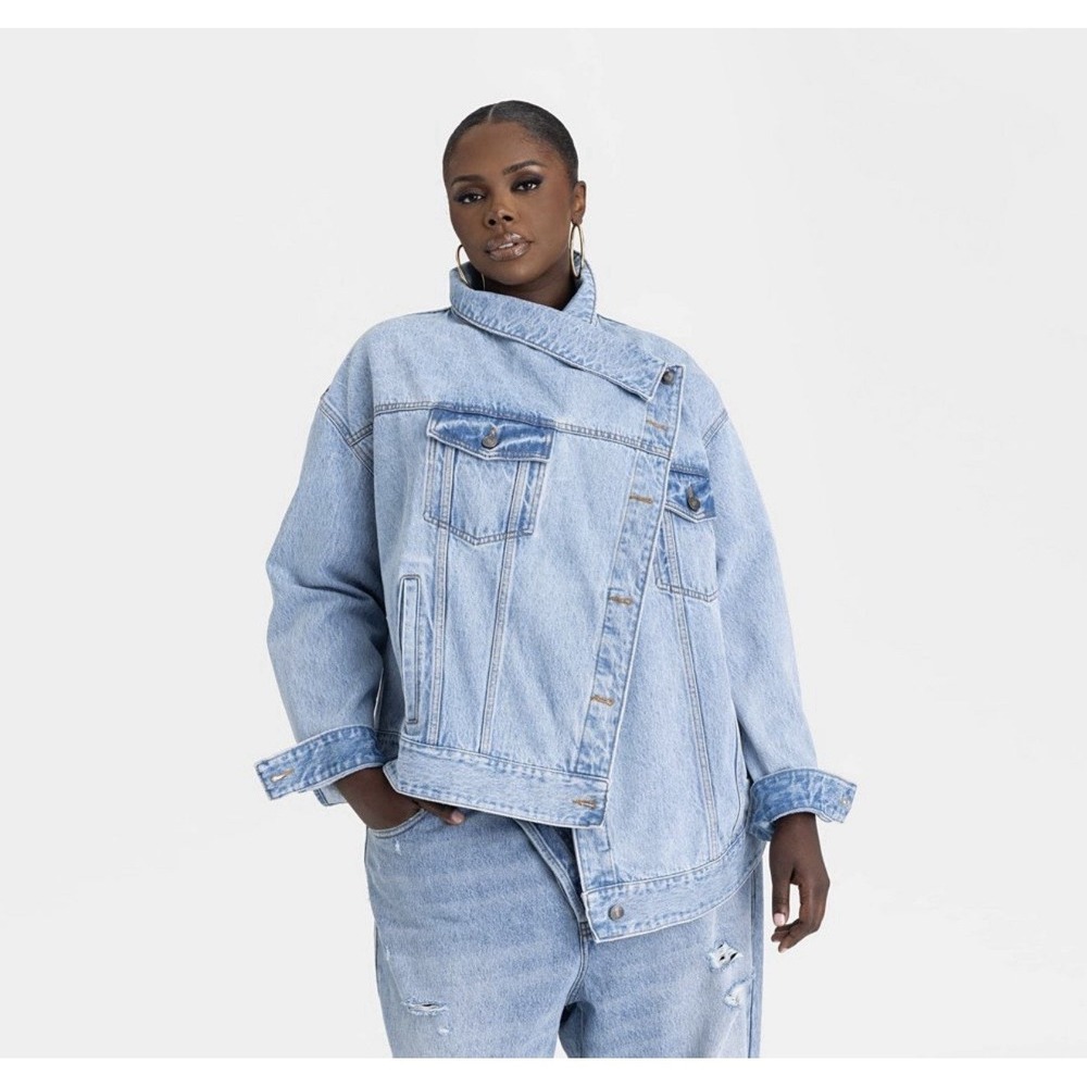 KBB by KAHLANA Women 'The Denim Jacket' Size Large Asymmetrical Light Wash